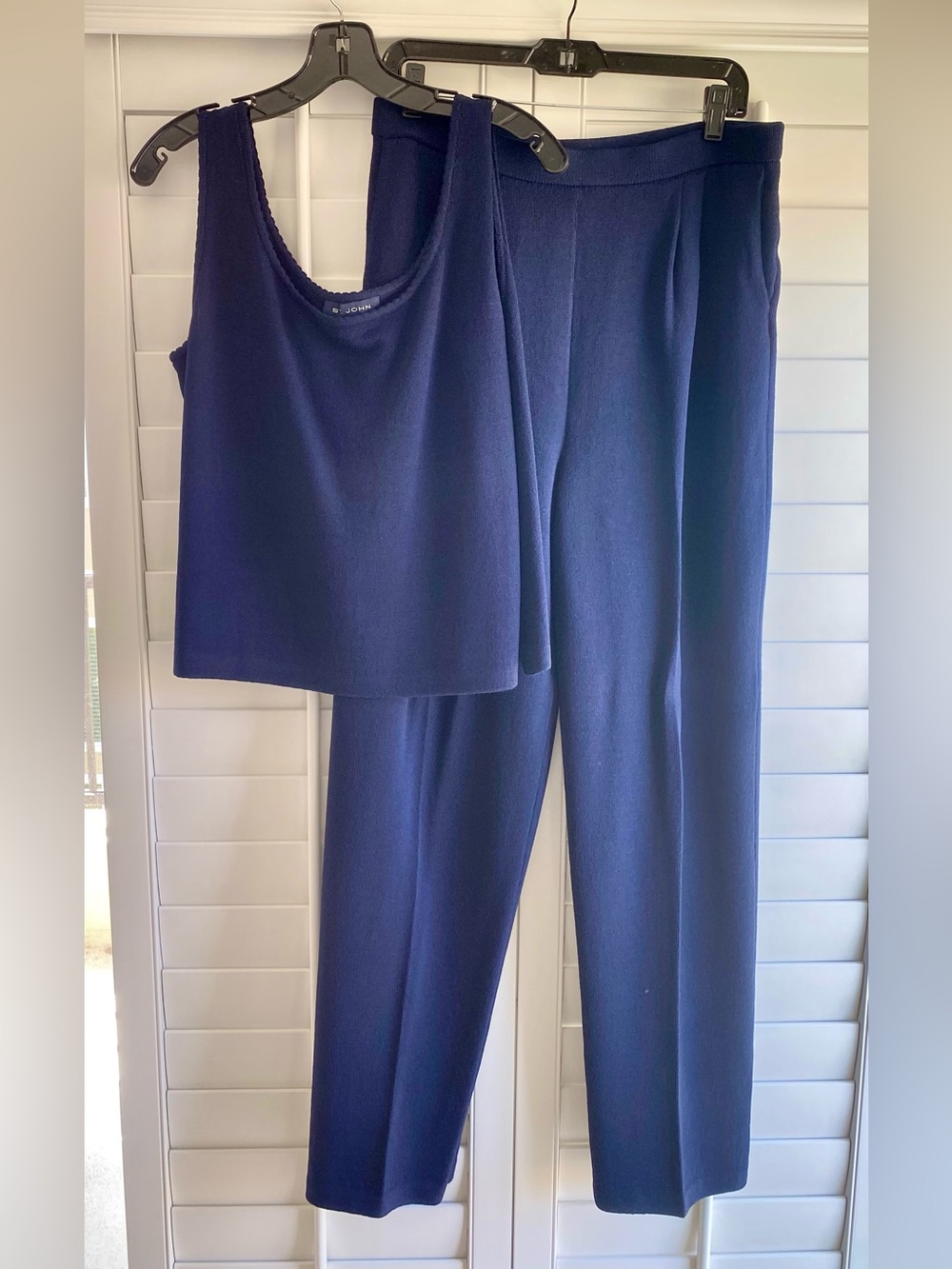 St. John Santana Knit Navy 2PC Set Tank Top & Pants Size 14 L Quiet Luxury